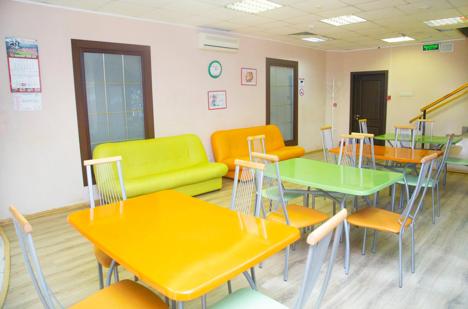 Хостел ХотелХот Белорусский Вокзал