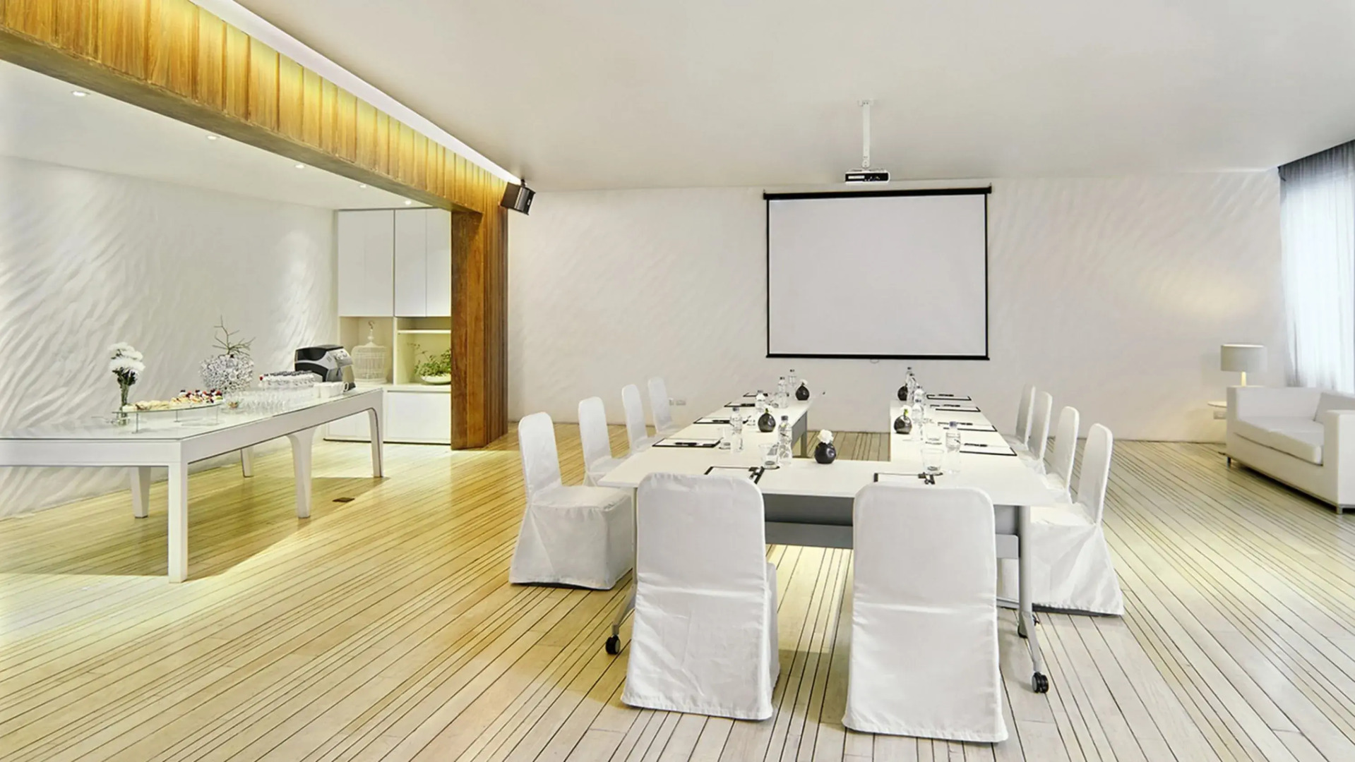 Hotel Baraquda Heeton Pattaya by Compass Hospitality