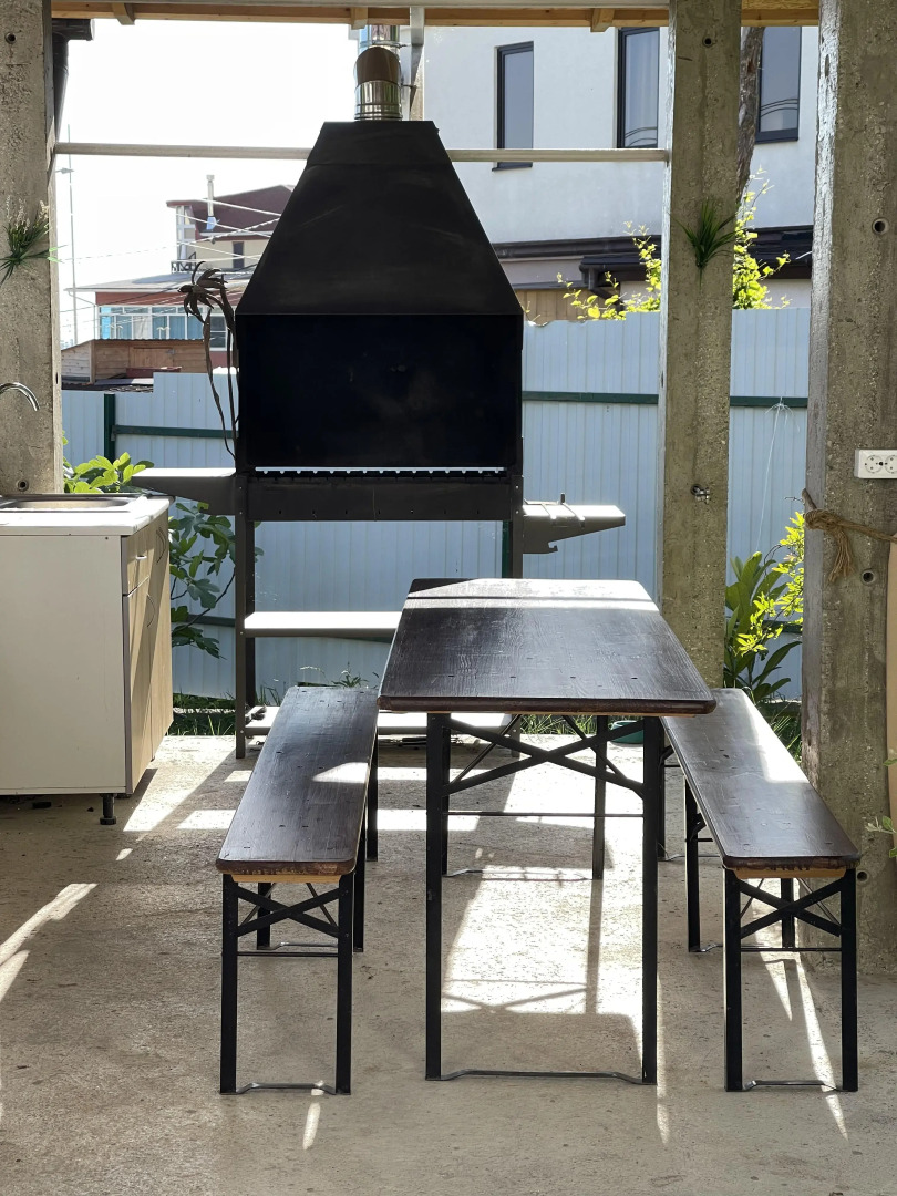 Вилла с бассейном и 5 мастер спальнями