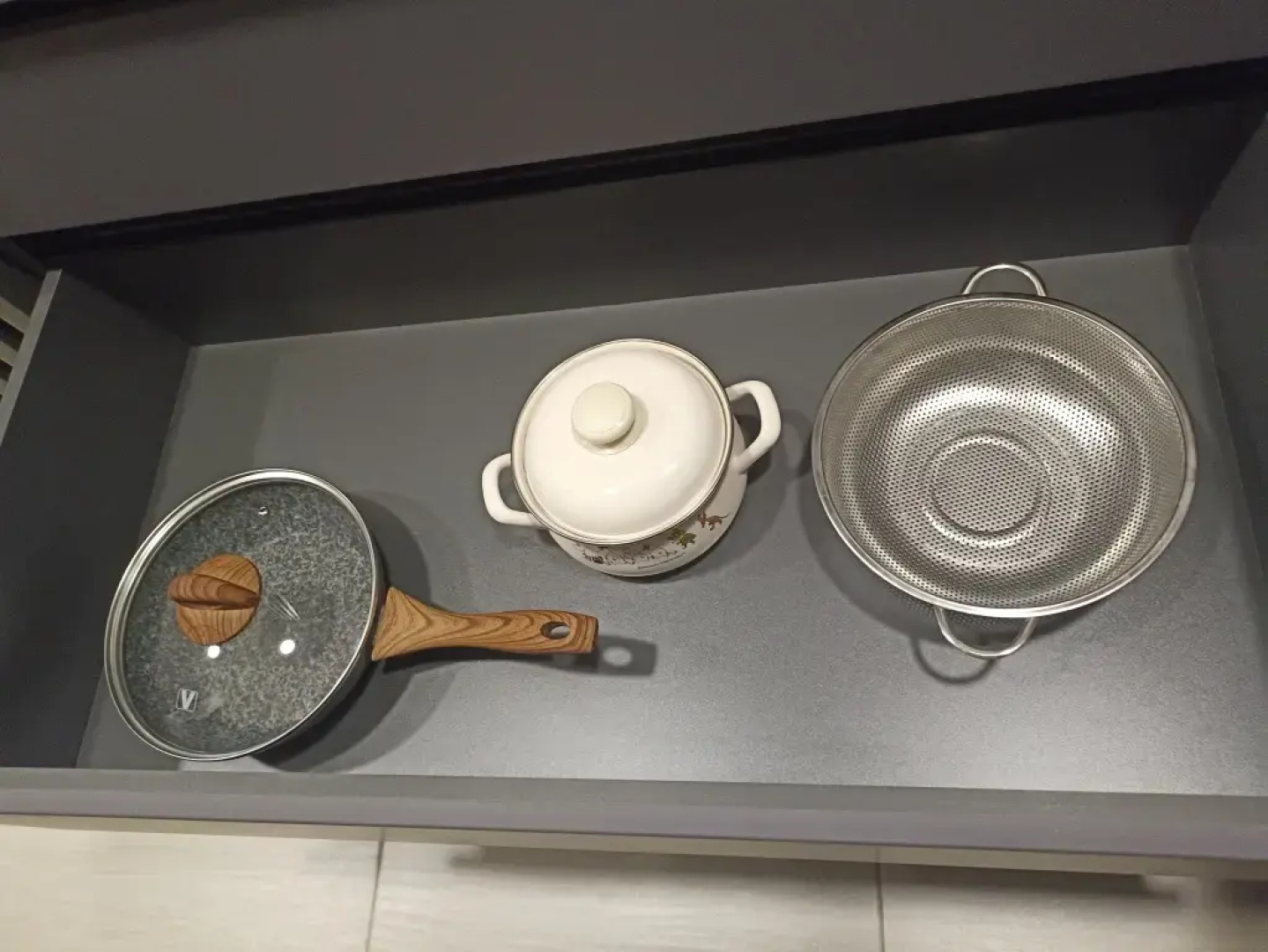 Апартаменты на набережной сети «Все в гости» на ул. Батурина, 27