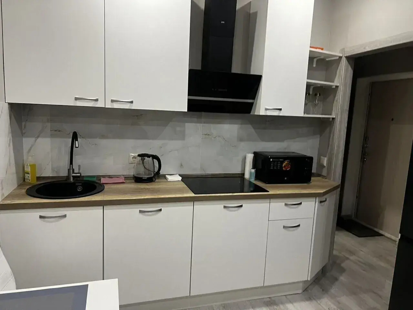 Апартаменты евродвушка на проспекте Куприна 38к1