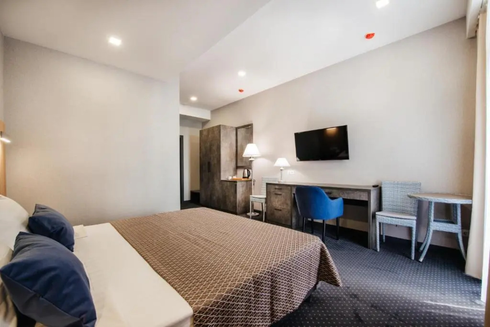 Отель Янтарь