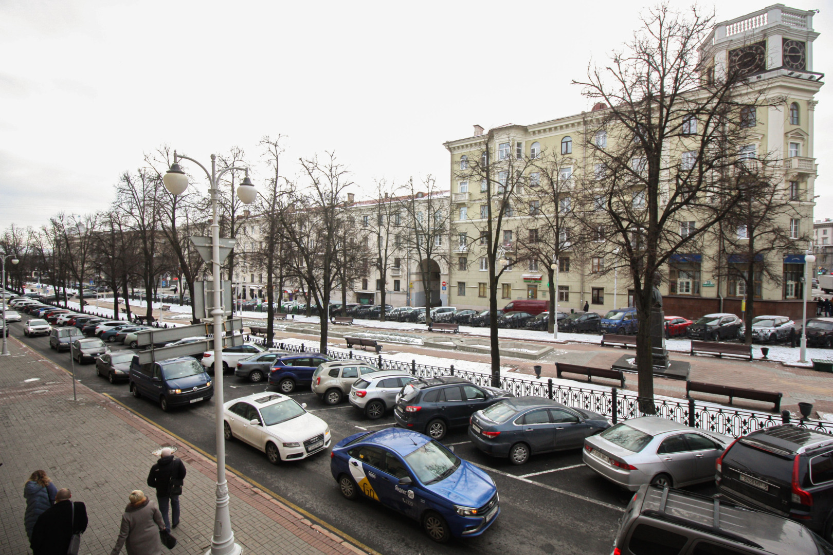 Апартаменты на проспекте Независимости 18