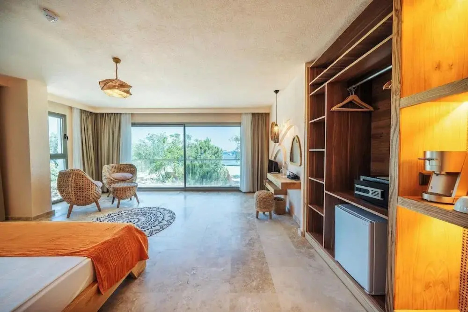 Отель Inone Mucho Selection Hotel