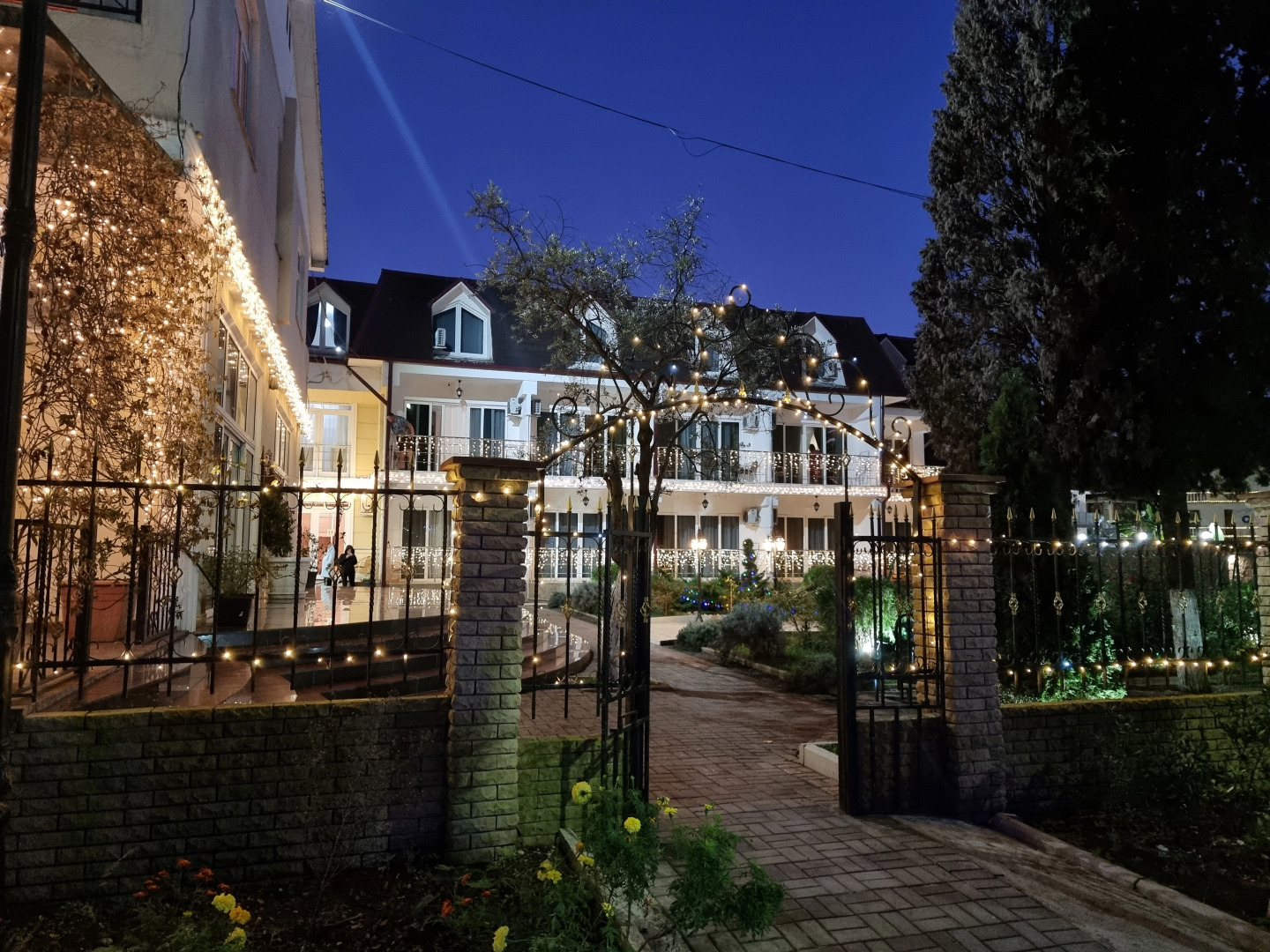 Отель Царская Аллея