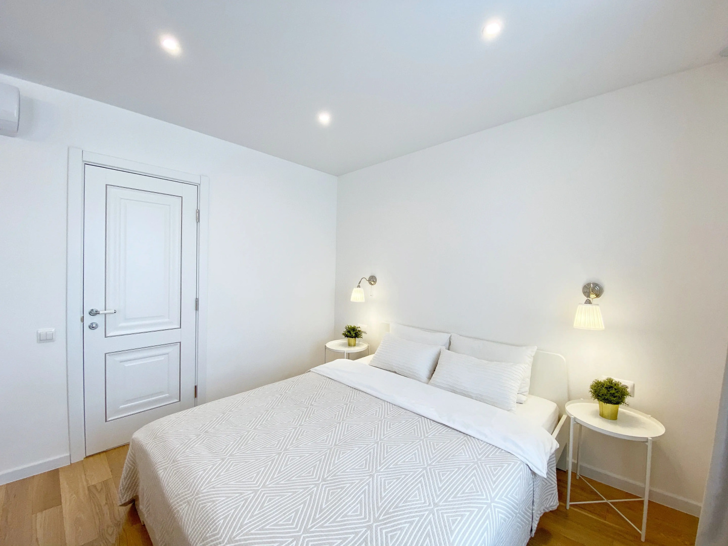 Апартаменты Семеновская 9