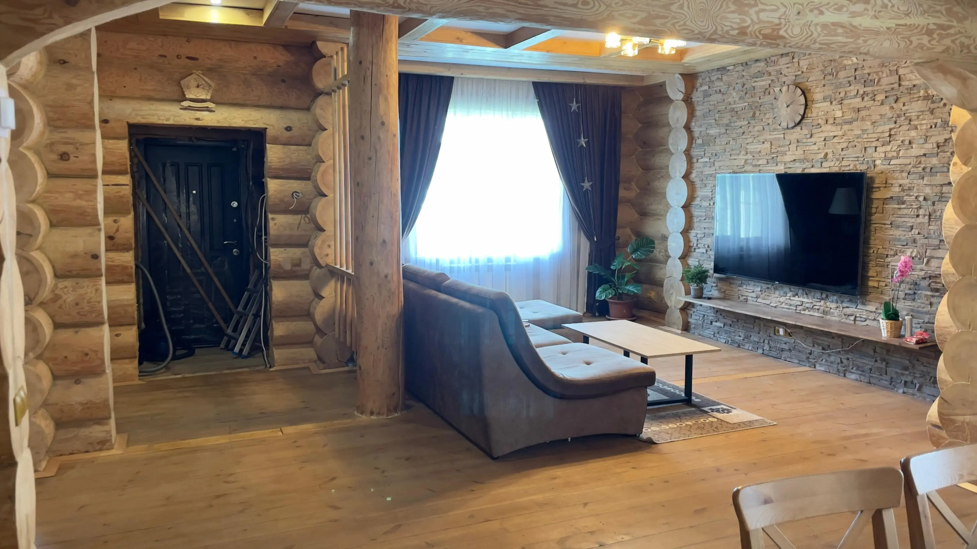 Частный дом Уютный дом в лесу у реки