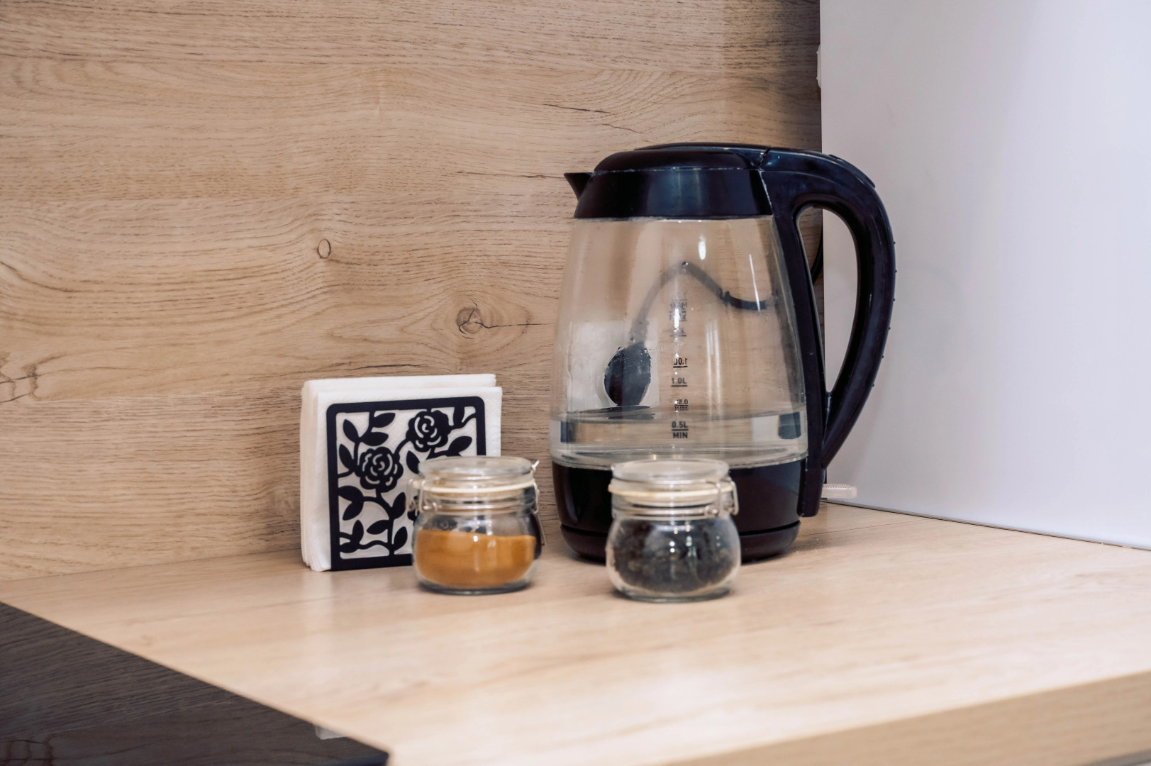 Трехкомнатная Просторная Квартира на 6 гостей у ТЦ Планета и Аквапарка