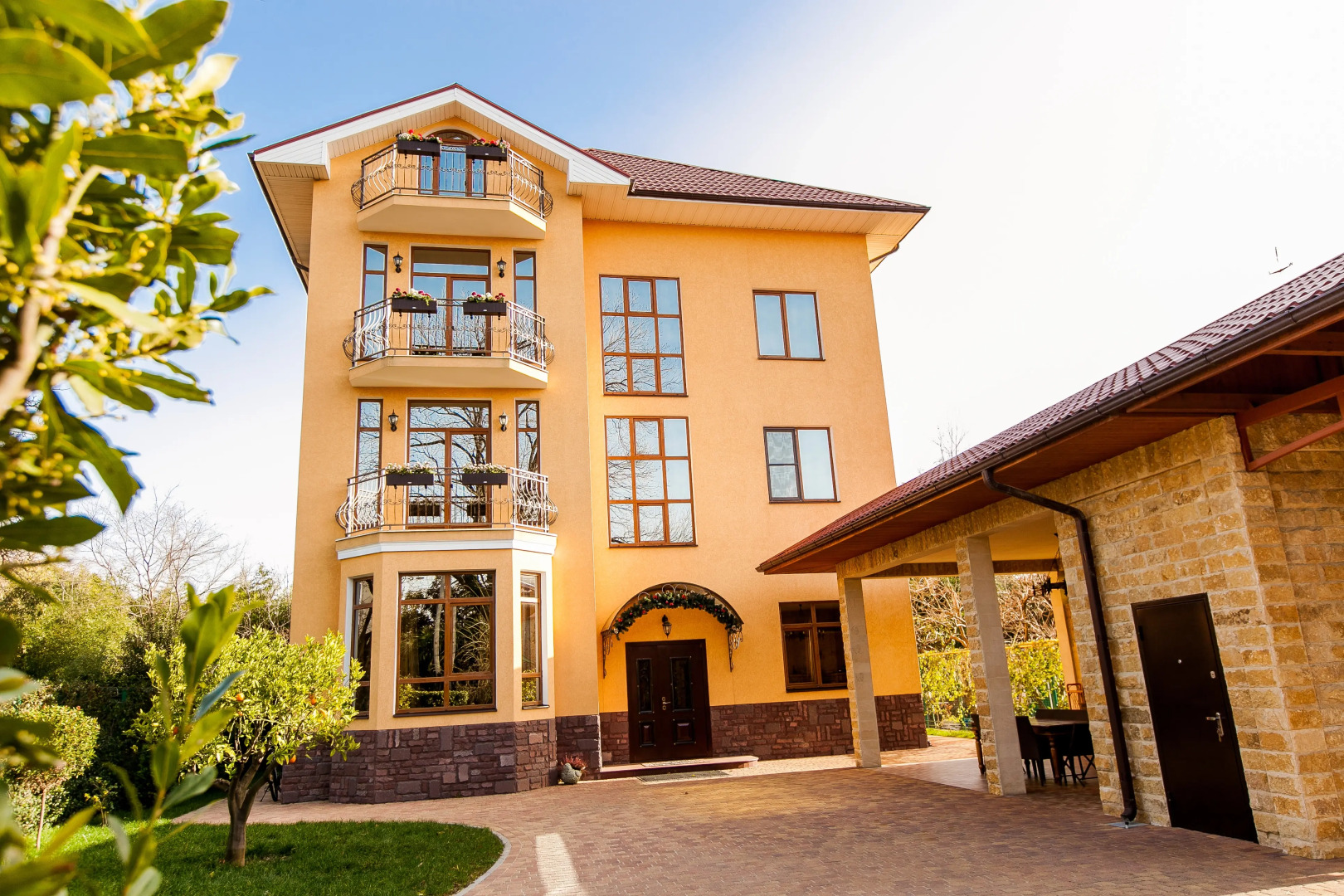 Гостевой Дом Апельсин на Цветочной в Сириусе