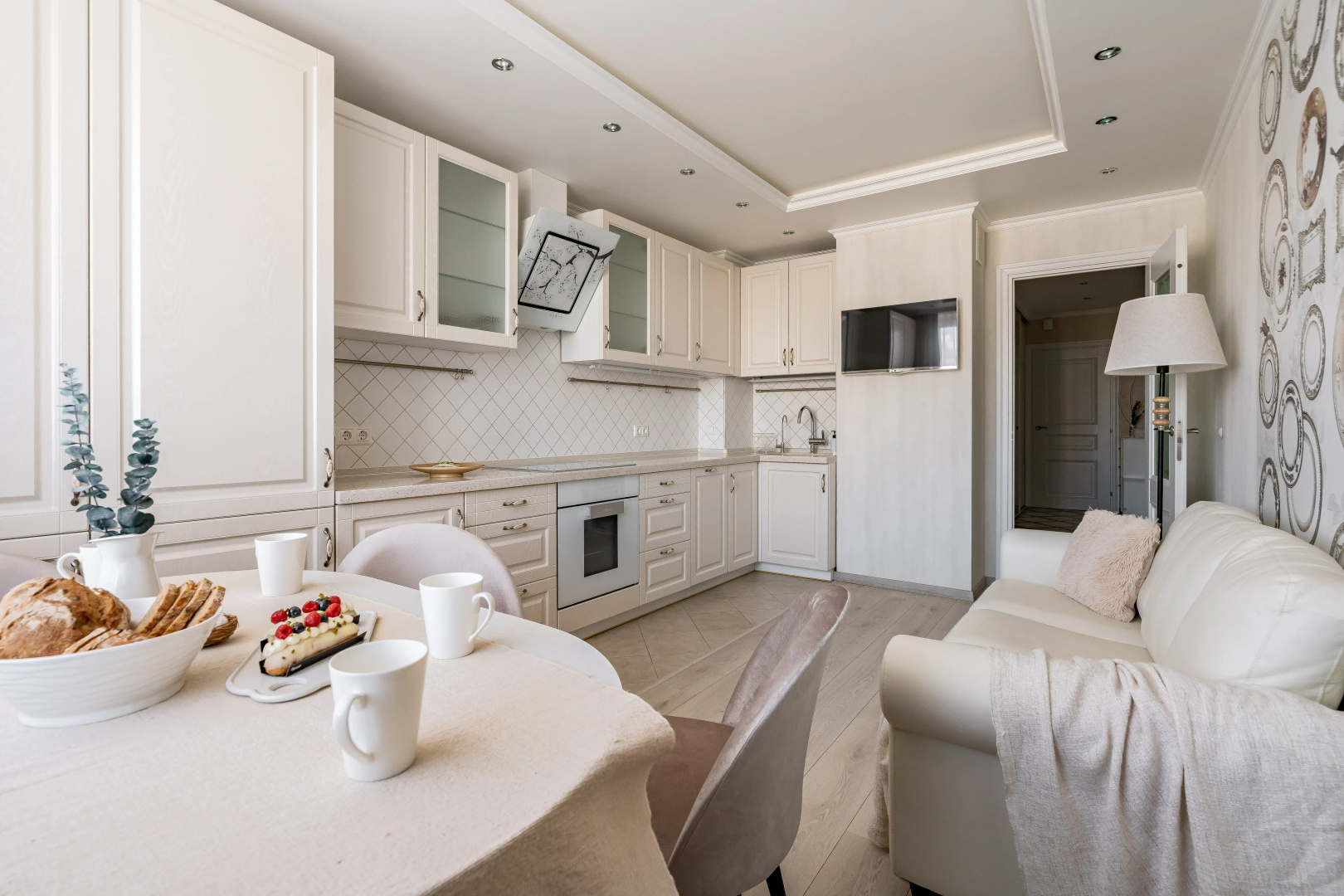 Квартира Classic на Туристкой Satin Home