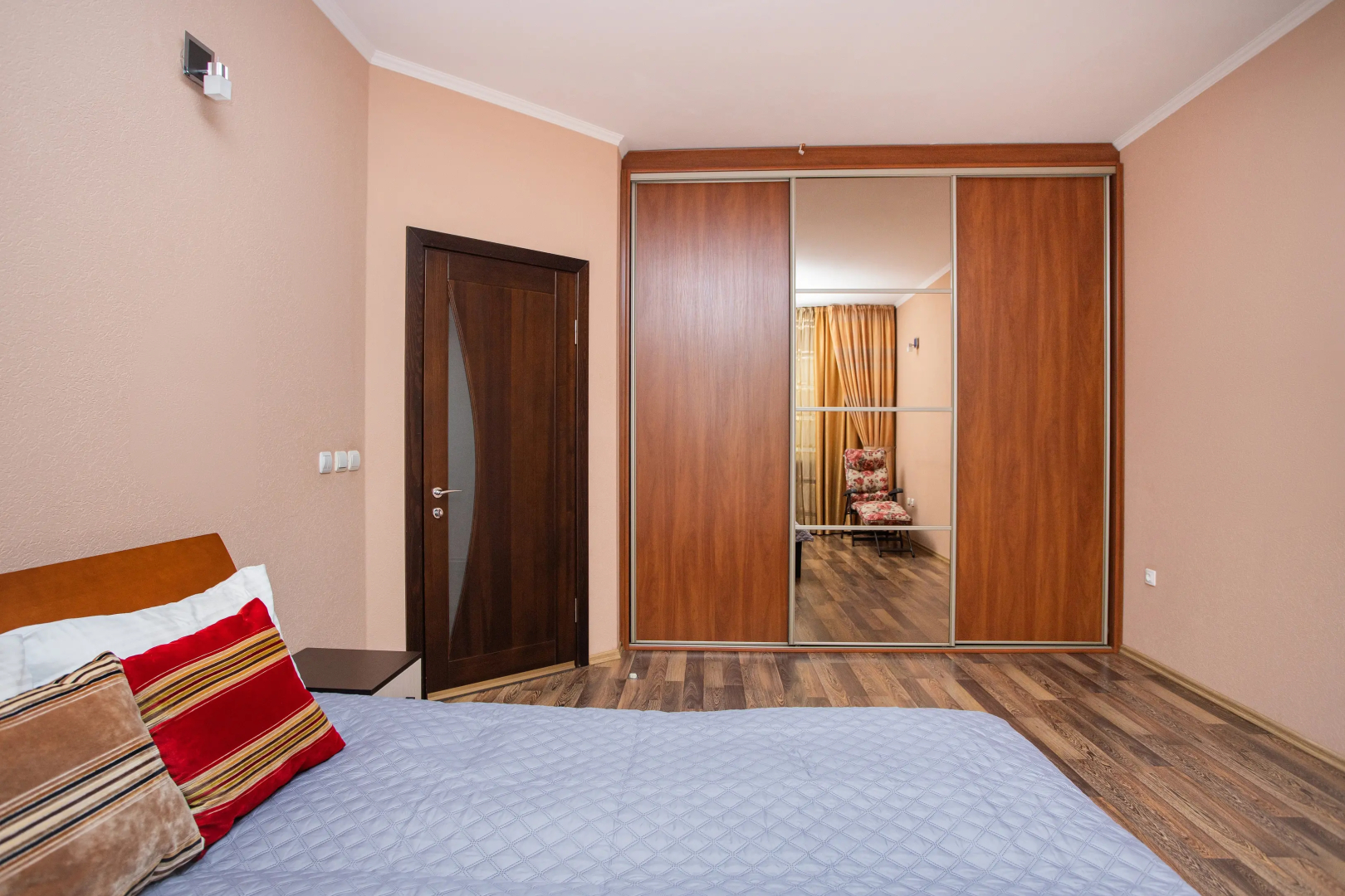 Апартаменты Family apartments near the lake