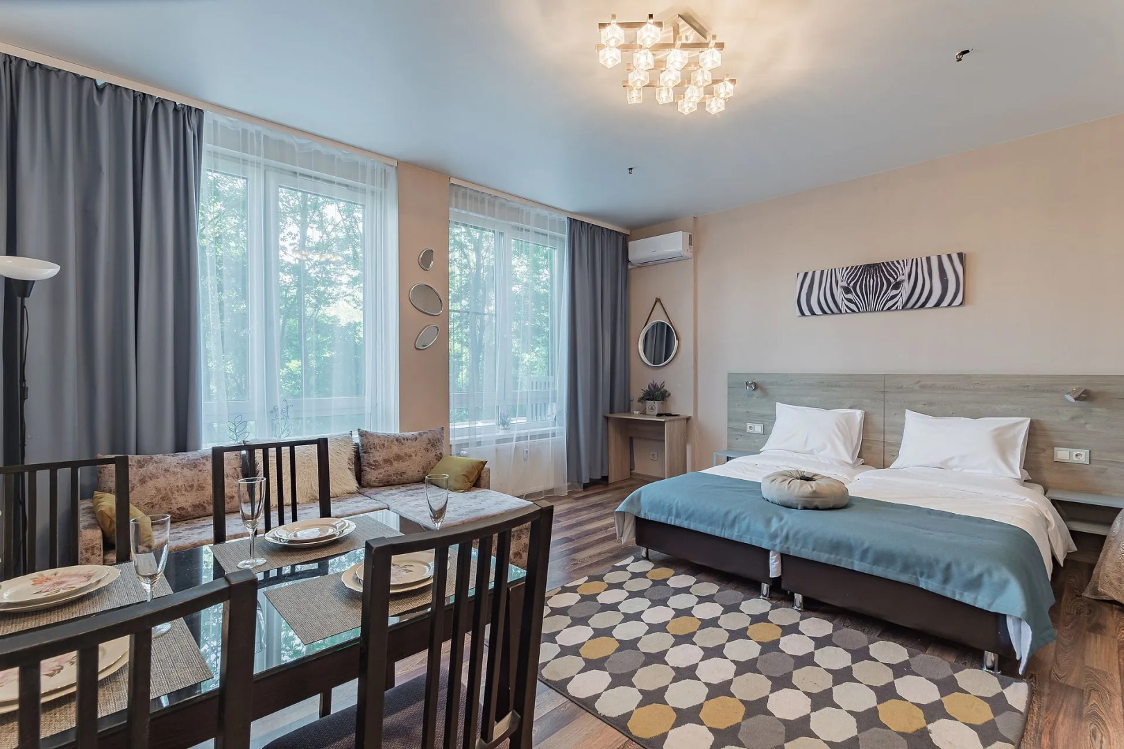 Апартаменты Просторные в Kм Tower Plaza 229