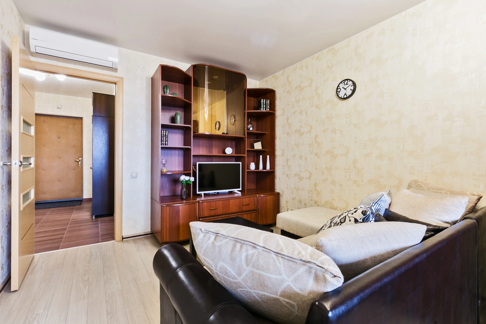 View point apartment on 19 floor 5 minutes walk to Krasnoselskaya metro