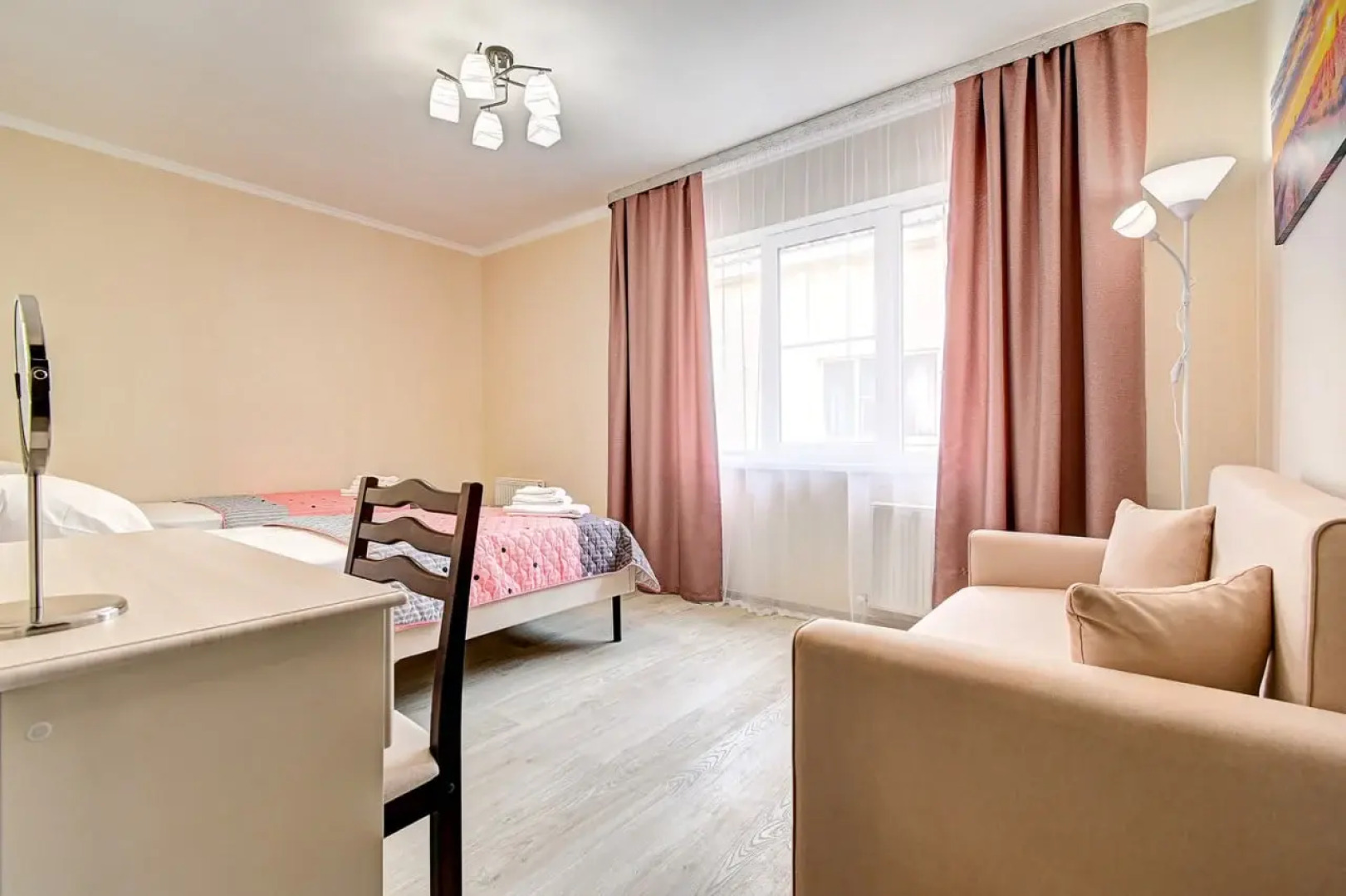 Апартаменты Двухкомнатные в Таунхаусе с Гаражом Микрорайон Кудепста