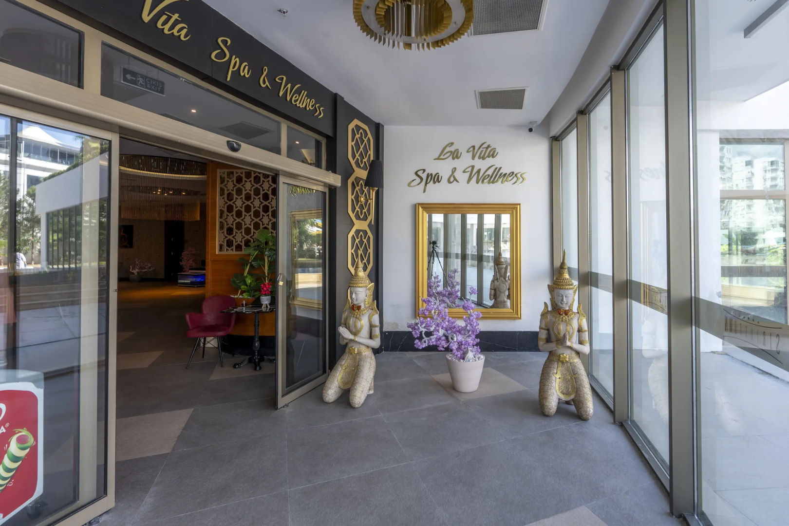 Апартаменты Maxi Sirius Town