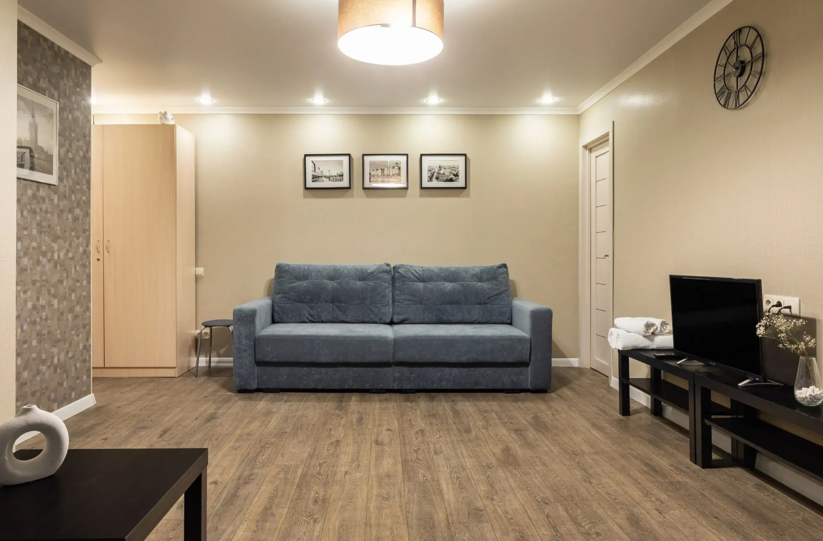 Апартаменты Central Square Apart