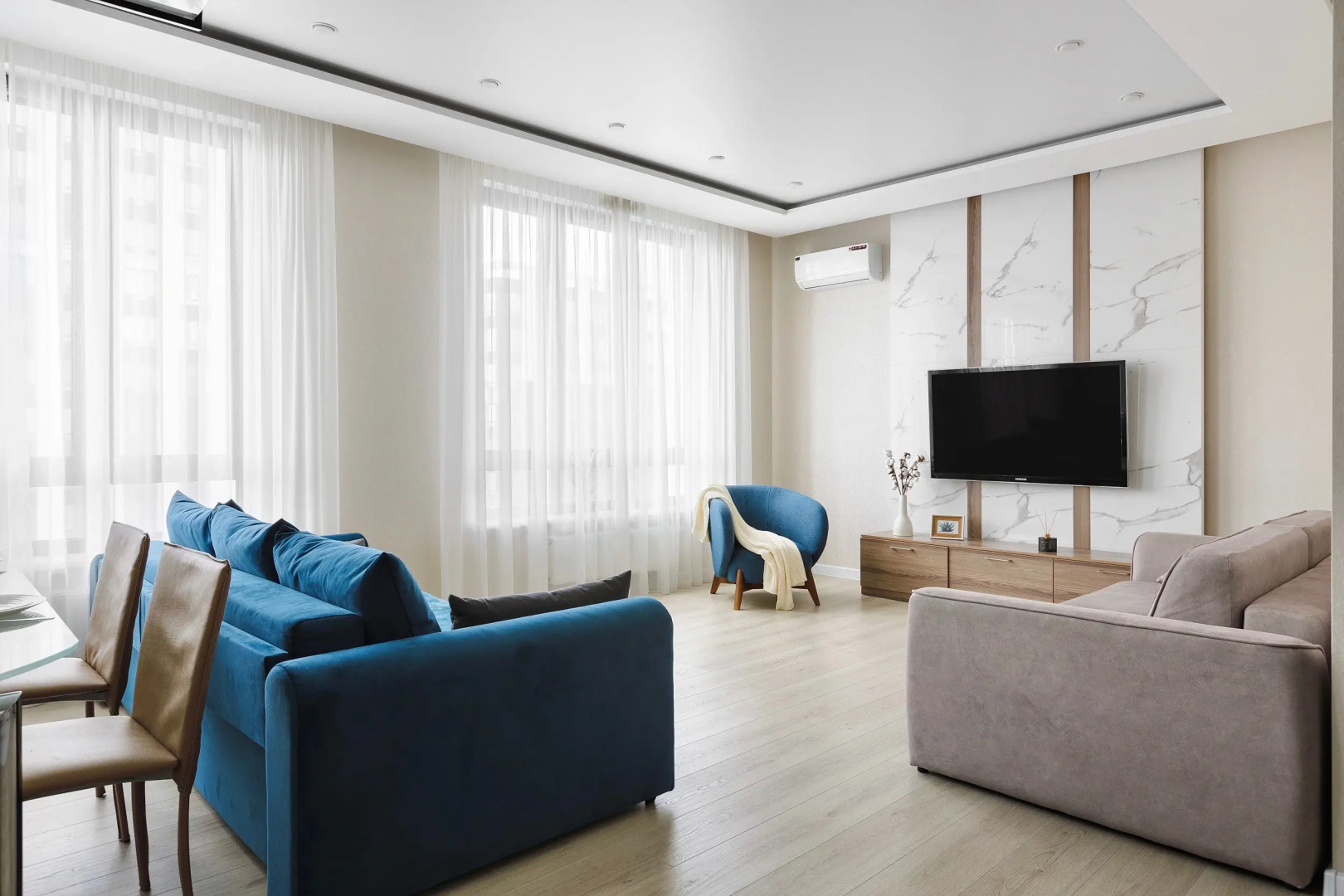 Апартаменты SUNVILLES Новая дизайнерская двушка с Видом