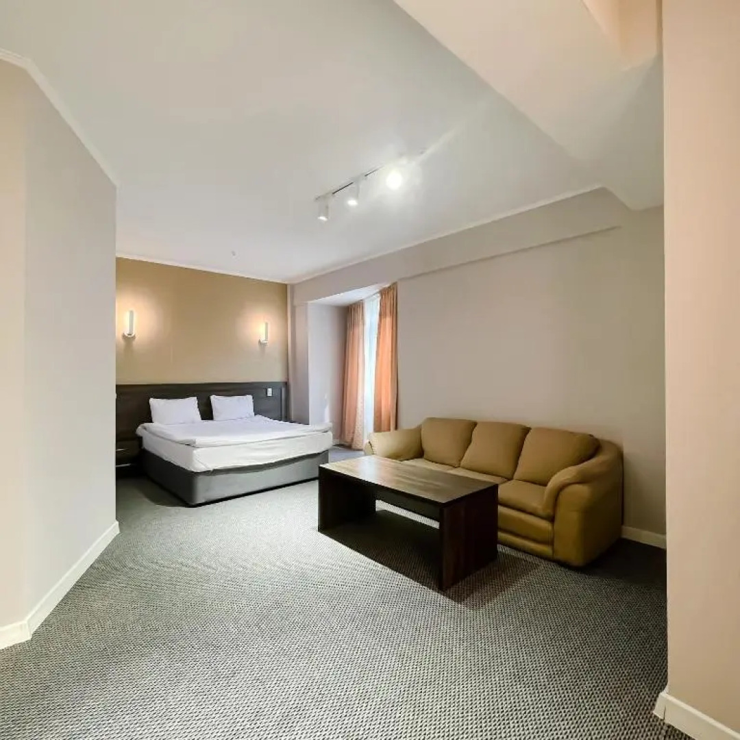 Отель Golden Palace