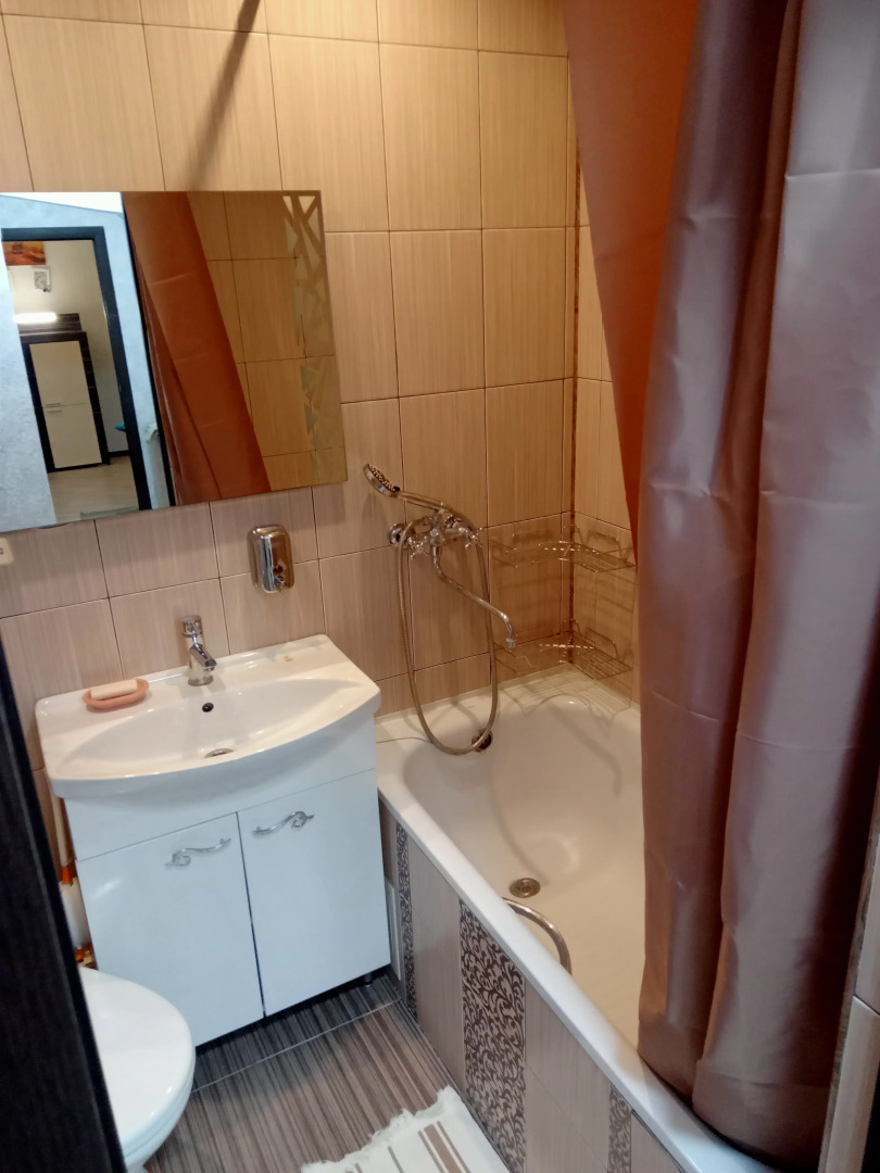 Апартаменты на проспекте Победы 17