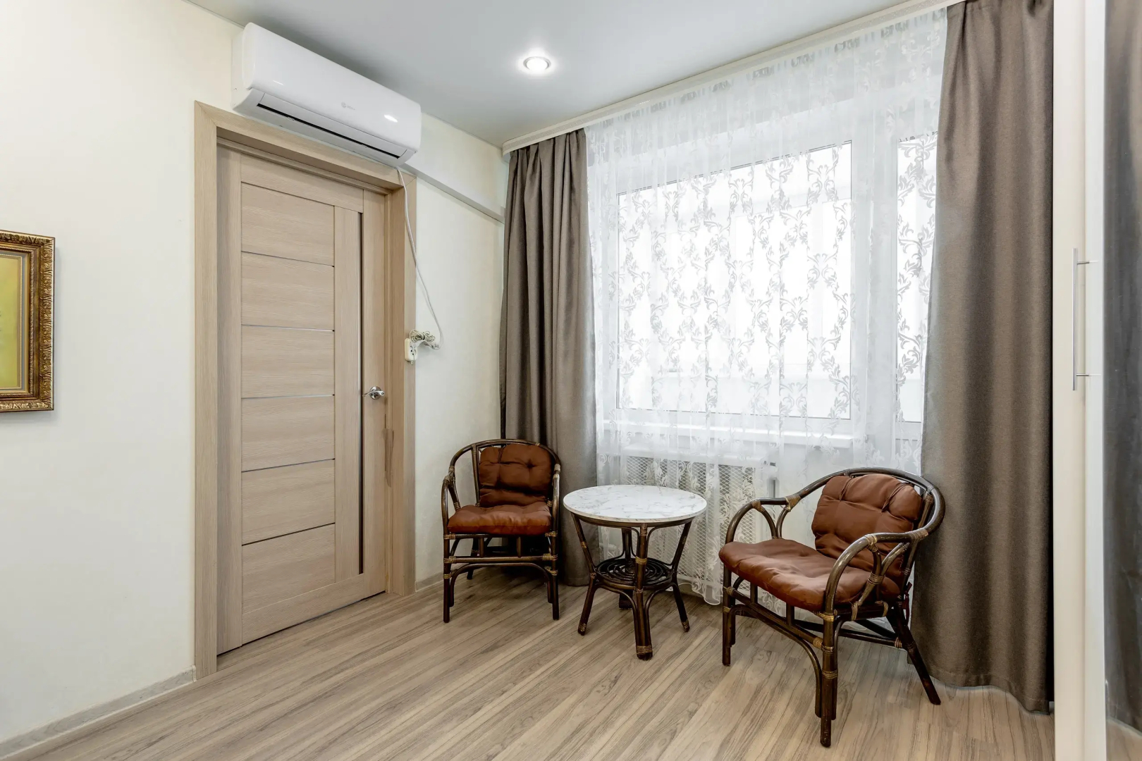 Квартира Шикарная трехкомнатная