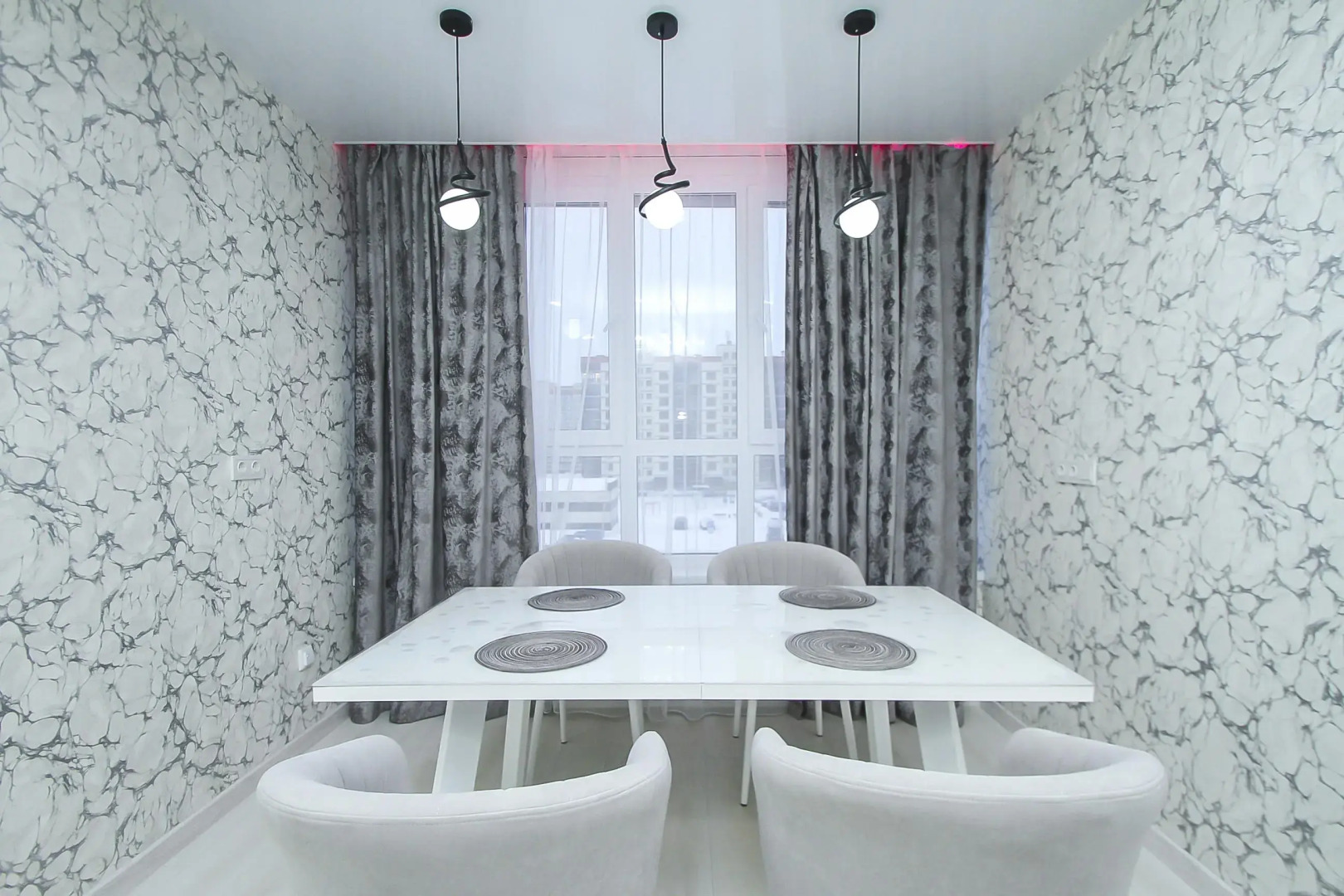 Квартира 2 комнатная Университетская 43