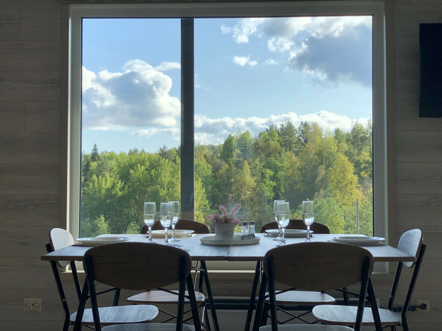 Частный Дом на Скале