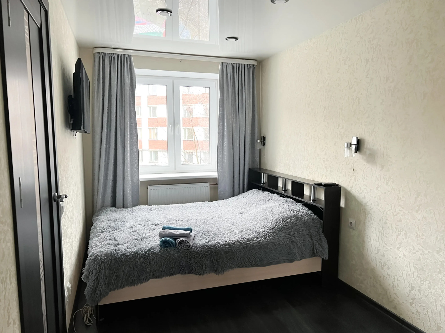 Квартира 2-комнатная на Коминтерна 17