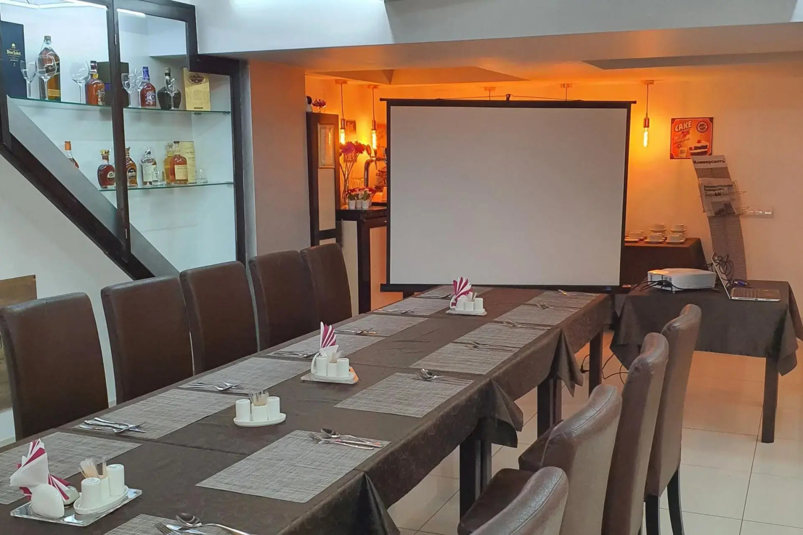 Отель Дискавери