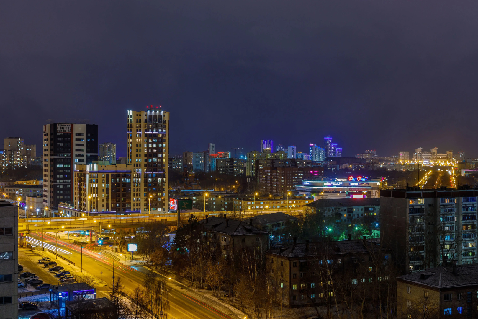 Апартаменты Dayker City Apartments Светлые на Фурманова 103