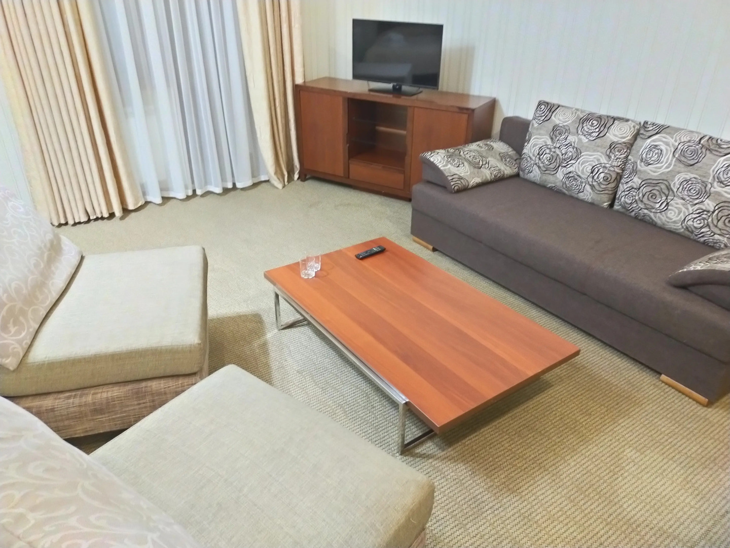 Отель Алем Плюс