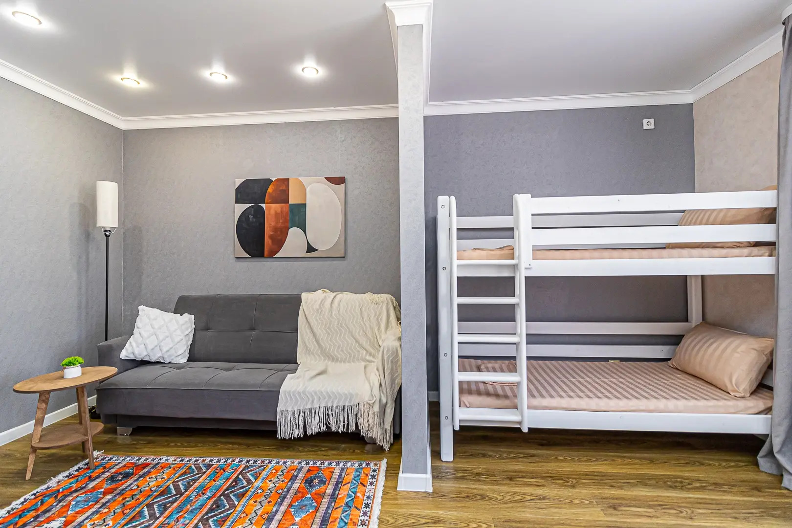 Квартира Двухкомнатная недалеко от парка Галицкого