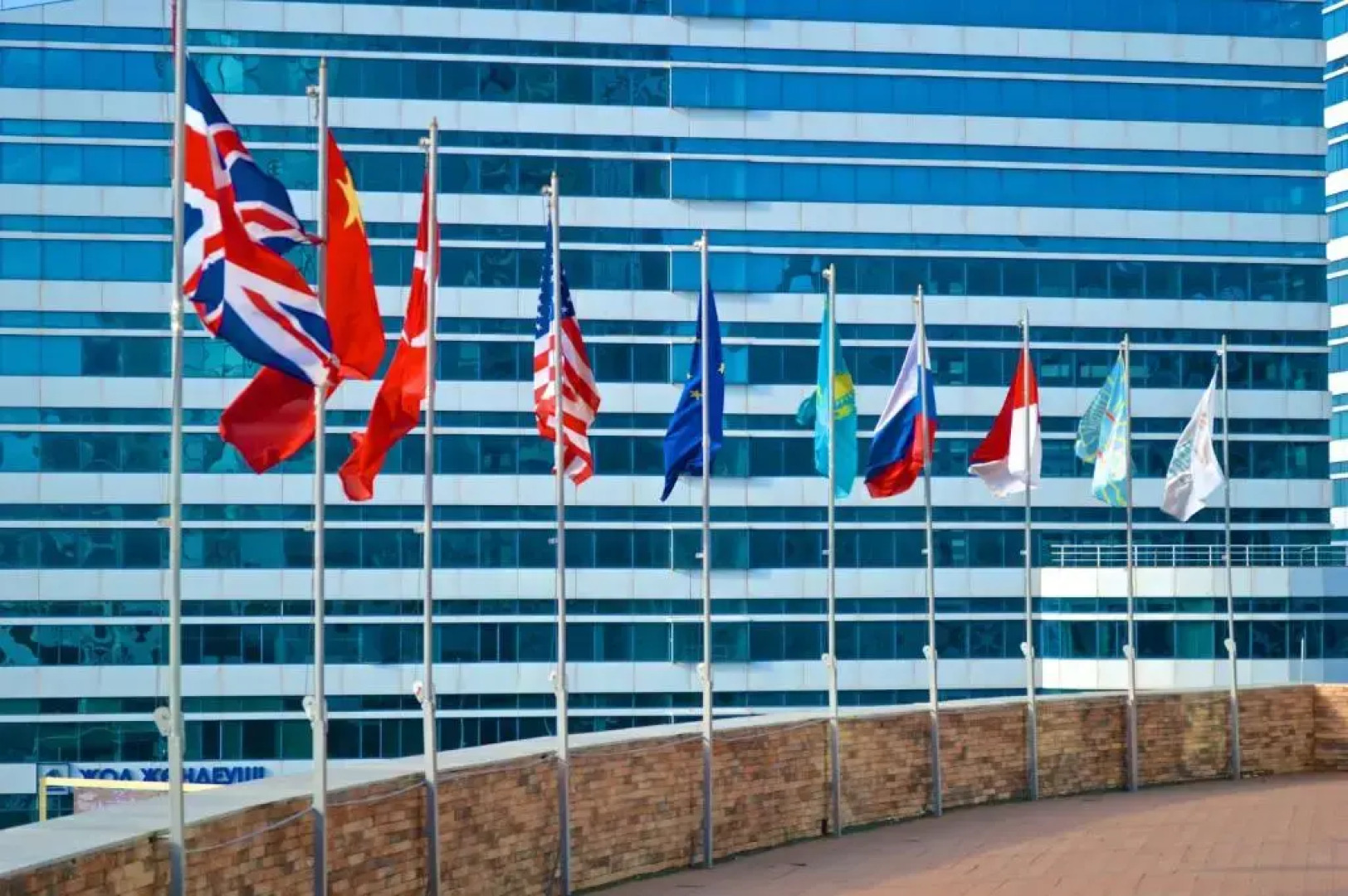 Отель и бизнес-центр Diplomat