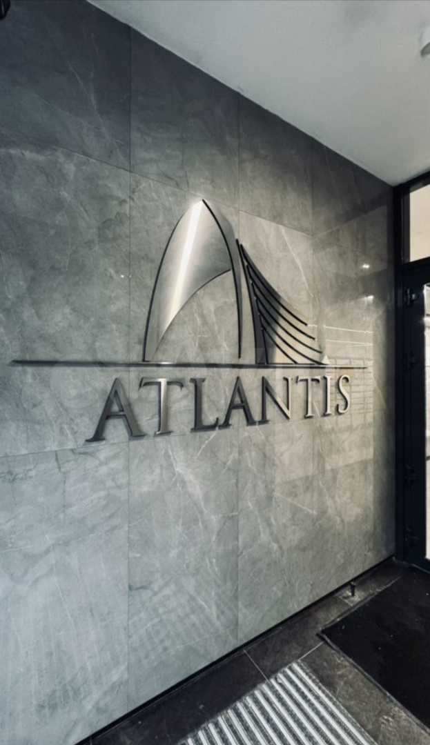 Апартаменты в Доме Бизнес-Класса Atlantis у Самого Красивого Парка Города