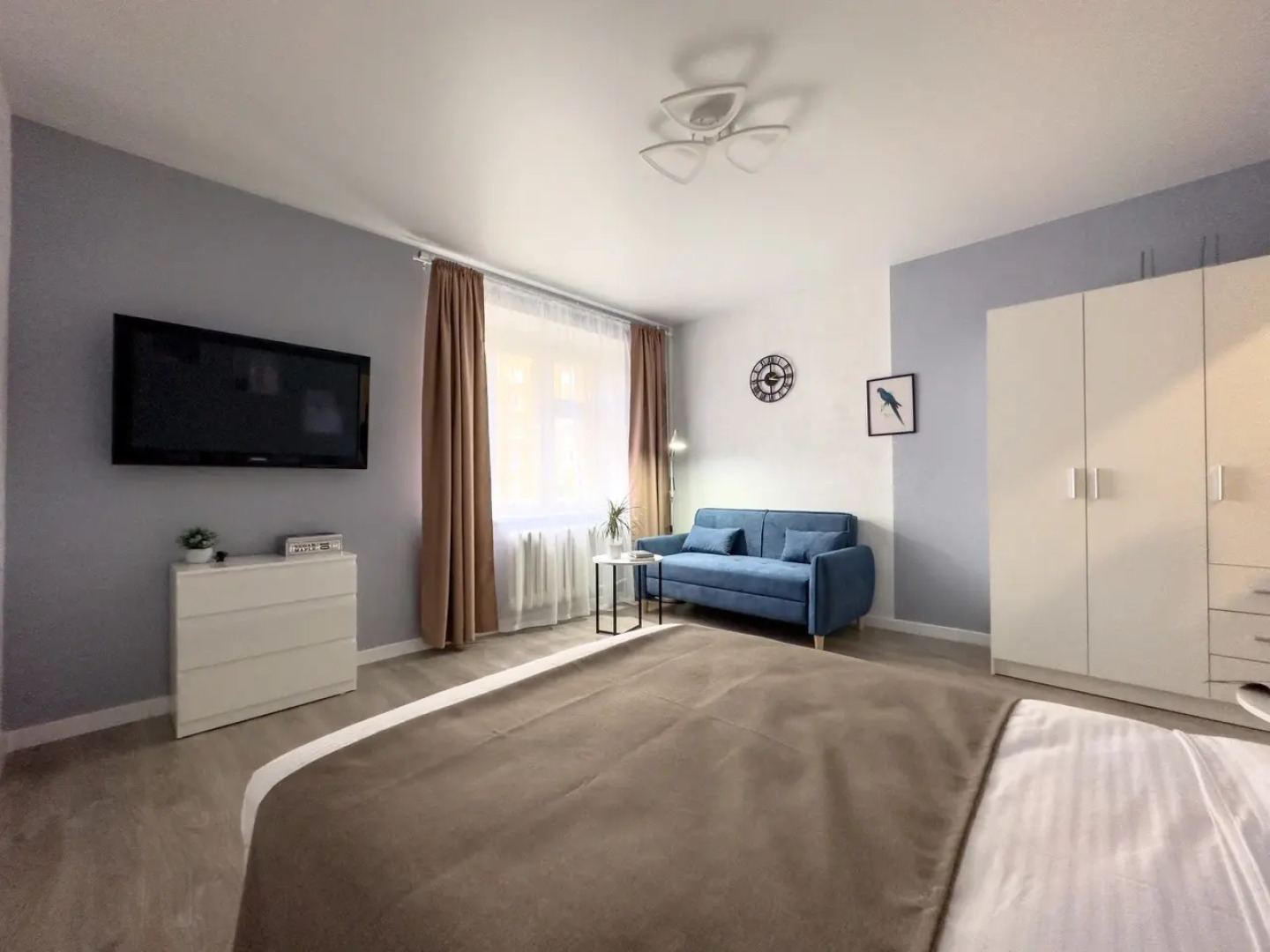 Апартаменты Алмаз Сити Снежная королева