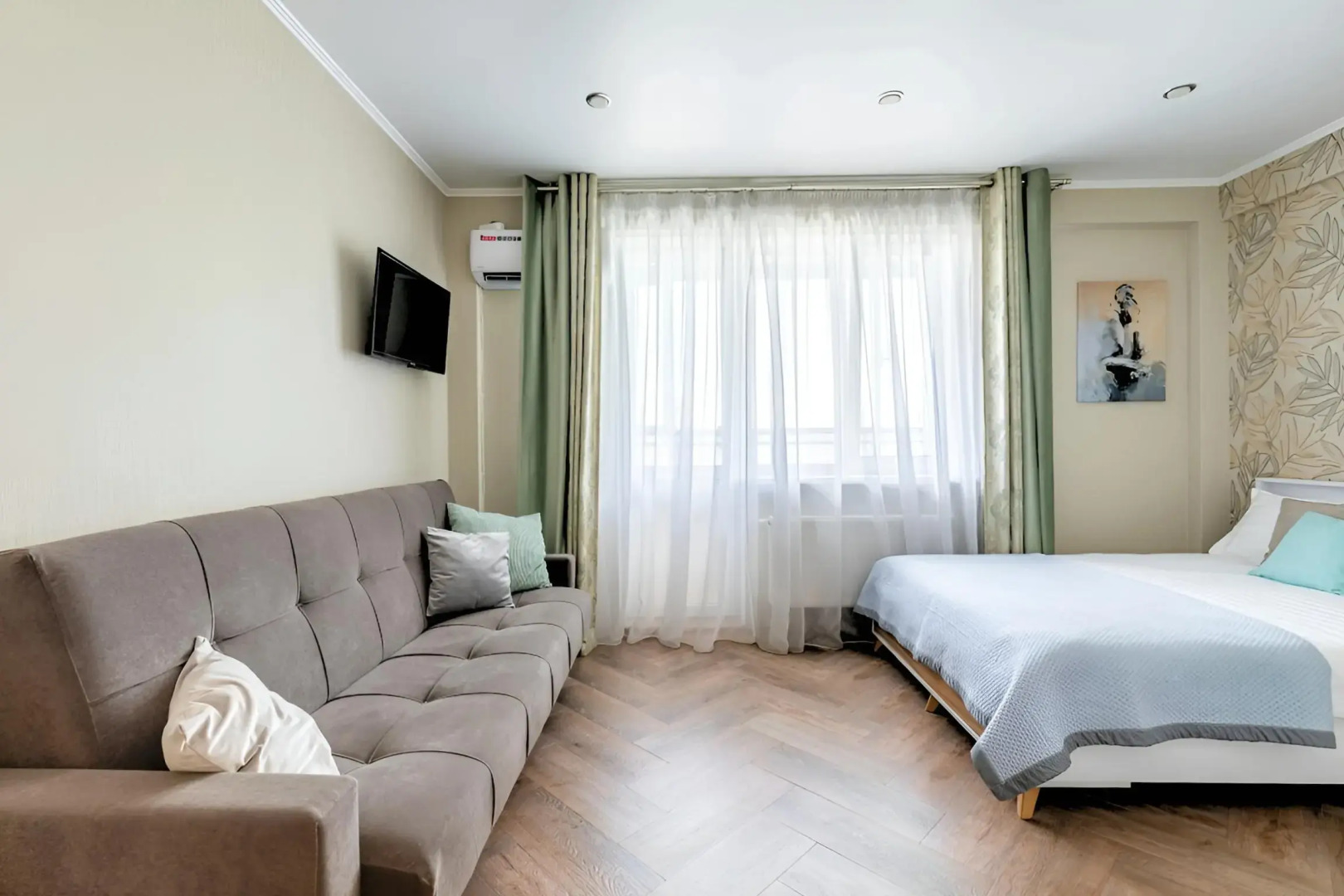 Квартира Уютная студия в центре Казани Green City