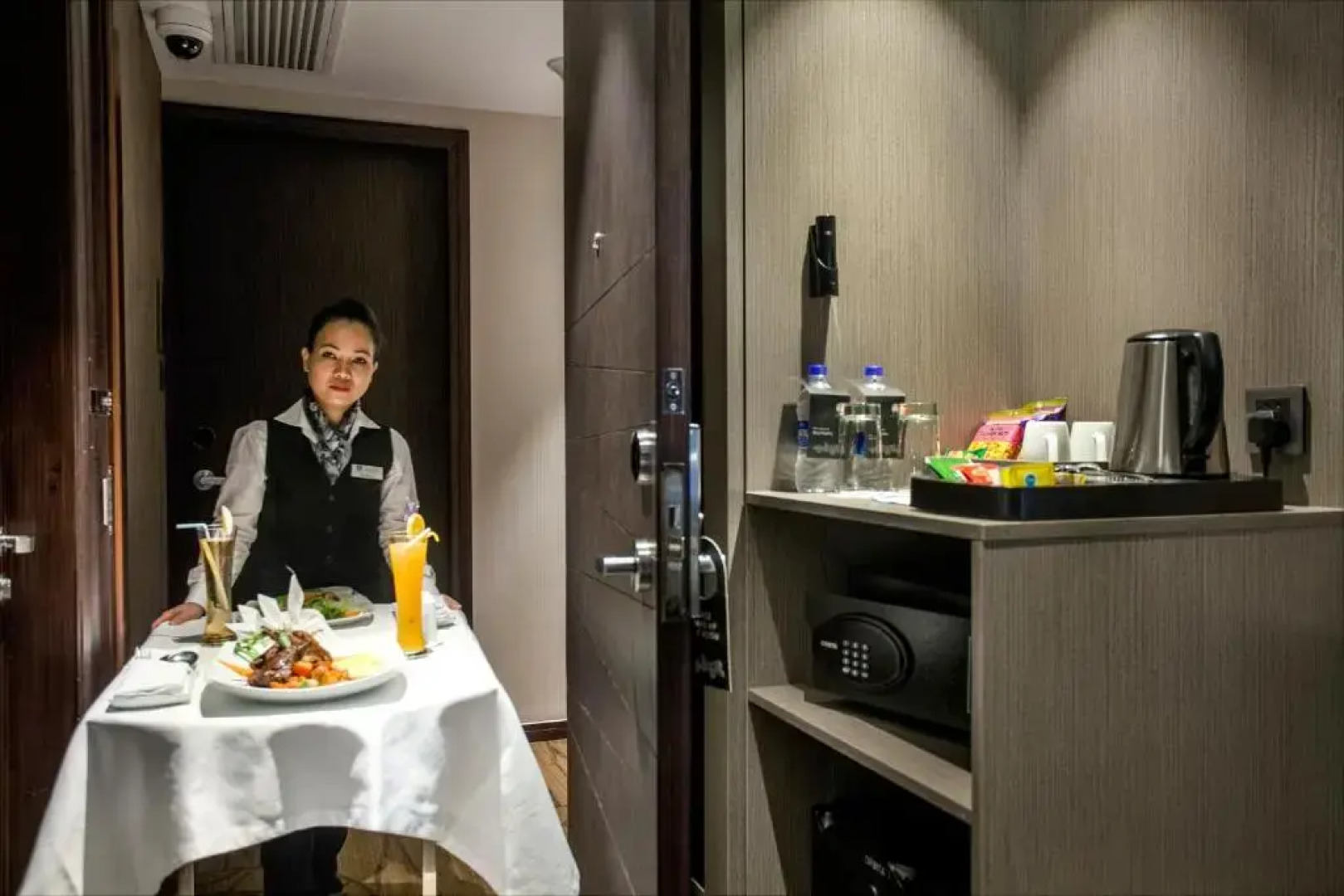 Отель Best Western Plus Maple Leaf