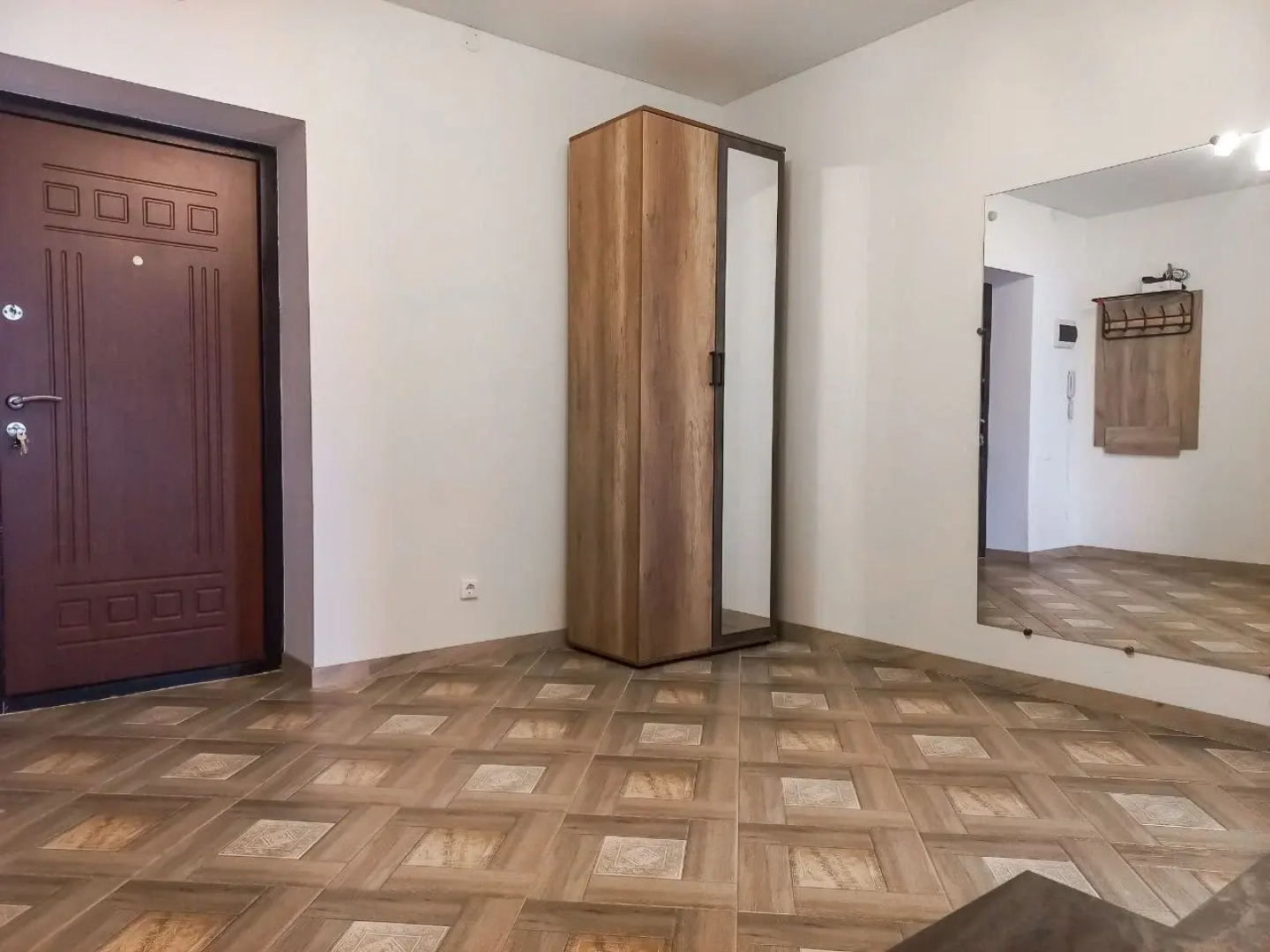 Квартира на улице имени Ивана Морозова 5