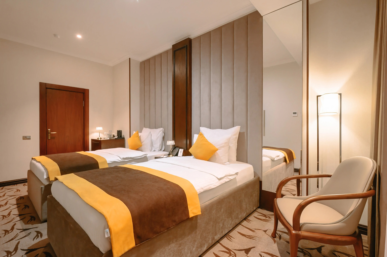 AZIMUT Отель Ташкент