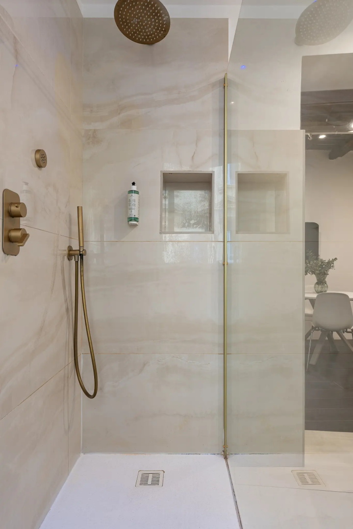 Apartments The Heritage at Trevi Fountain