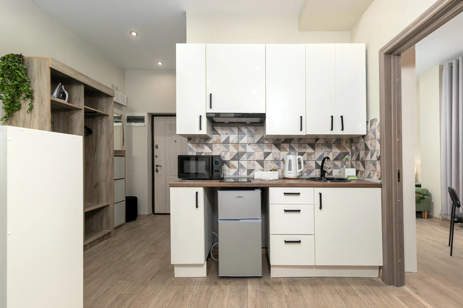 Апартаменты Море Апартаментов на Кувшинок 8-1