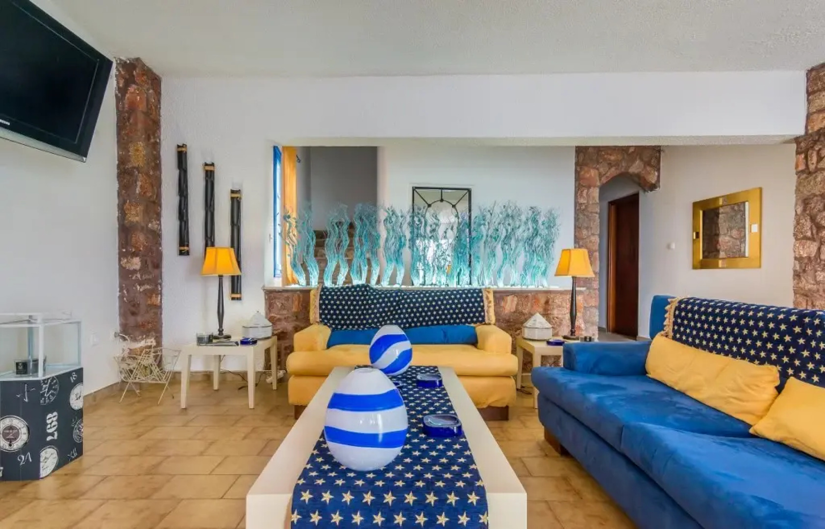 Отель Milos Inn