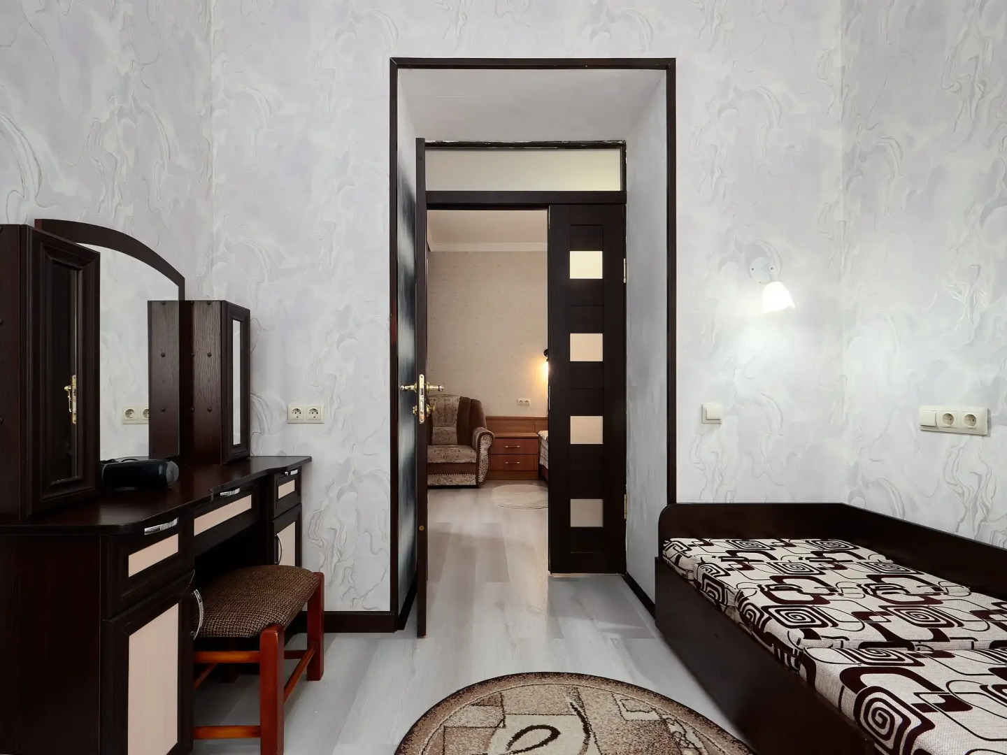 Апартаменты Семейный очаг