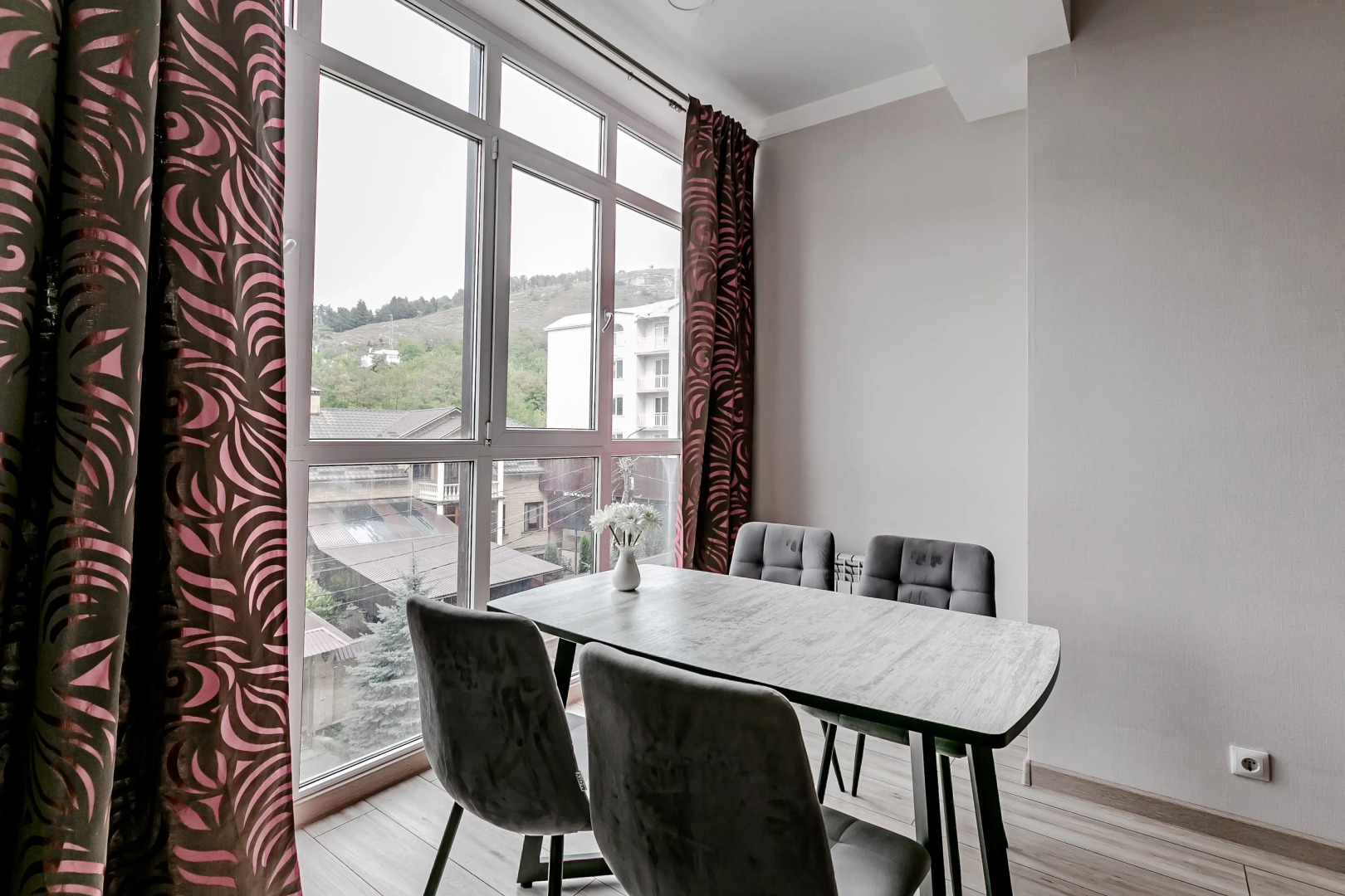 Апартаменты Ромашка от Ирины Савельевой + Квартира с видом на горы + В курортной зоне + У входа в верхний Национальный парк