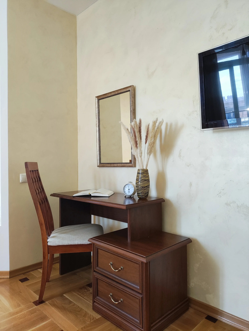 Квартира Светлая студия в современном жилом комплексе.