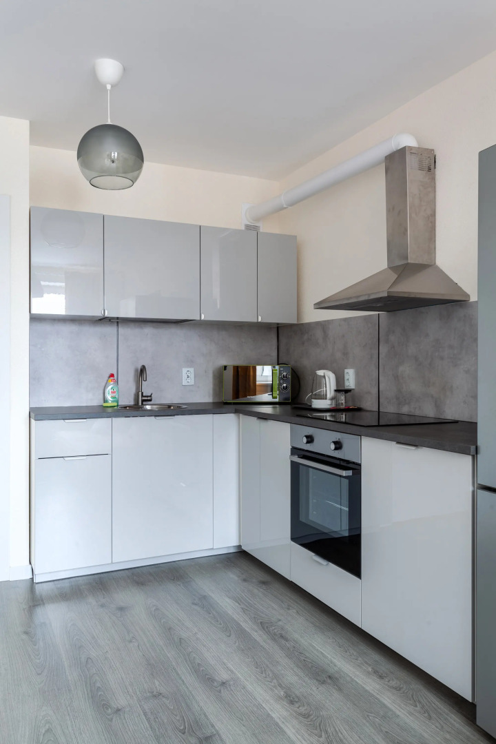 Квартира у метро Елизаровская