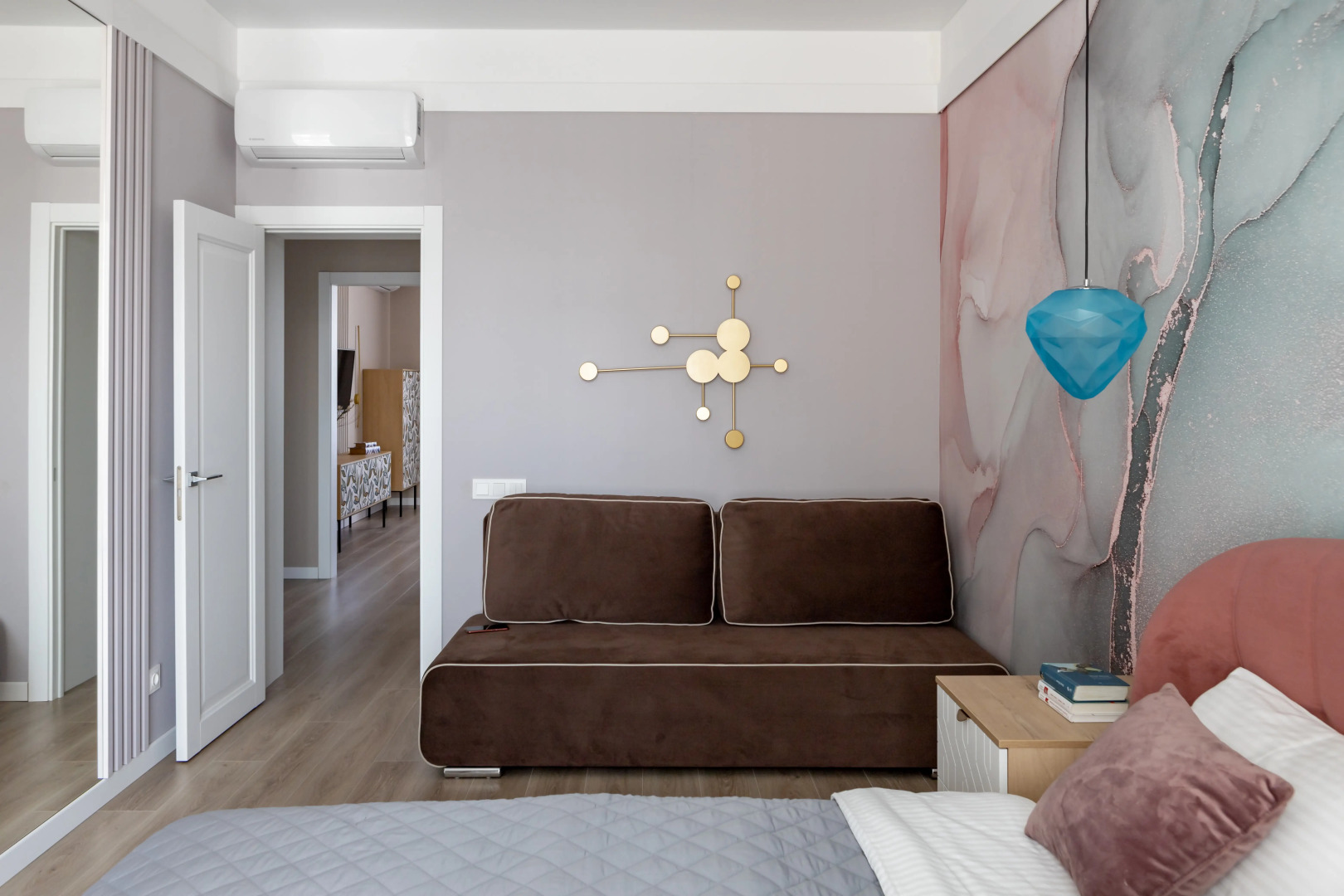 Апартаменты 2-х комнатные Резиденция у моря