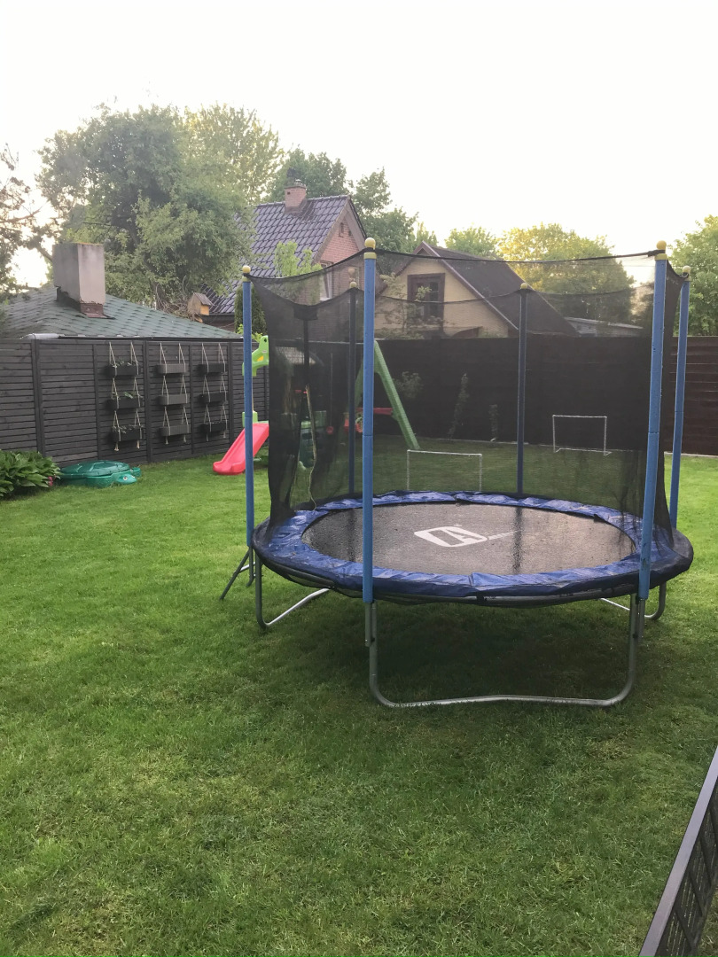 Апартаменты с двумя спальнями в частном доме