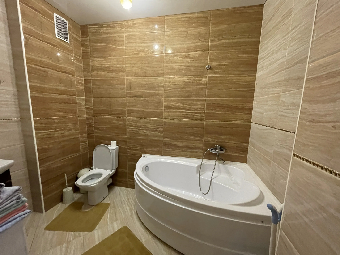 Апартаменты Вершина 204