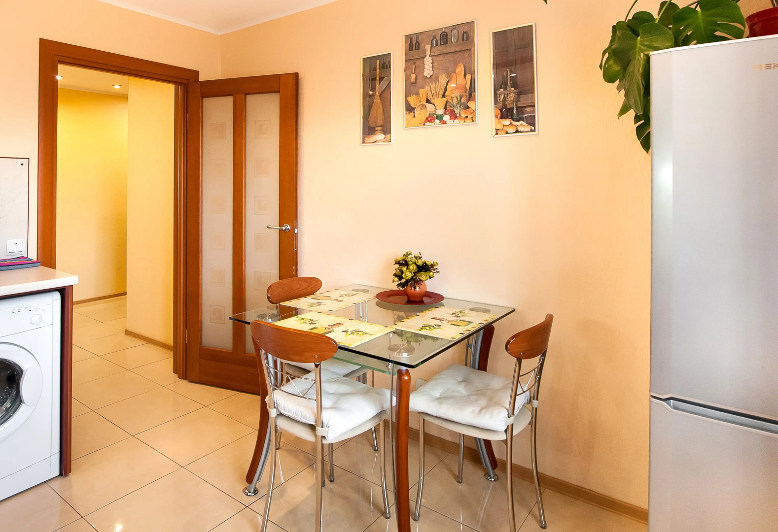 Апартаменты ApartLux Оломоуцкая 44 в Волжском