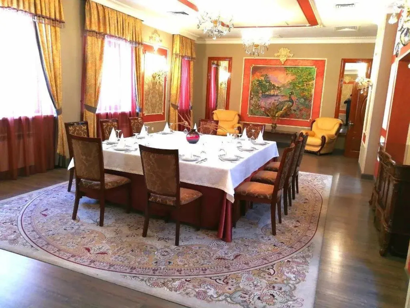 Отель Nomad Palace